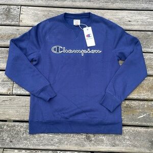 NWT Champion Logo Sweatshirt Unisex